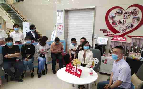 2020服务先行 | 5.12护士节，工行重庆市分行“工行驿站”用这种方式致敬白衣天使