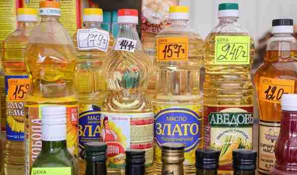 全球最大棕榈油生产国和食用植物油出口国印尼禁食用油出口，英超市已限购 专家：“粮食保护主义”引恶性循环