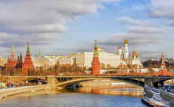 苏联崩溃后，俄罗斯为何能直接取代苏联，成为安理会五常之一？