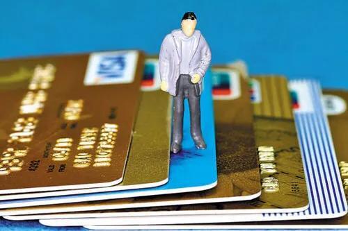 信用卡逾期如何协商还款减免利息？和银行协商减少滞纳金和利息？