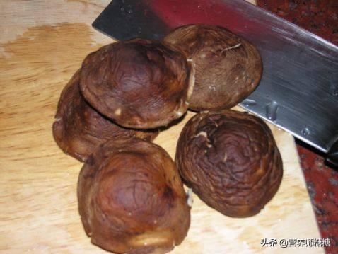 香菇炒油菜心