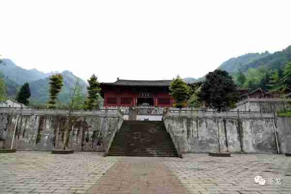 大邑雾中山开化寺徒步旅游攻略